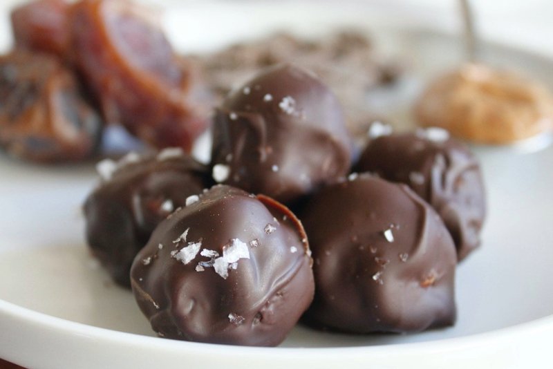 Recipe: Dark Chocolate Sea Salt Dates