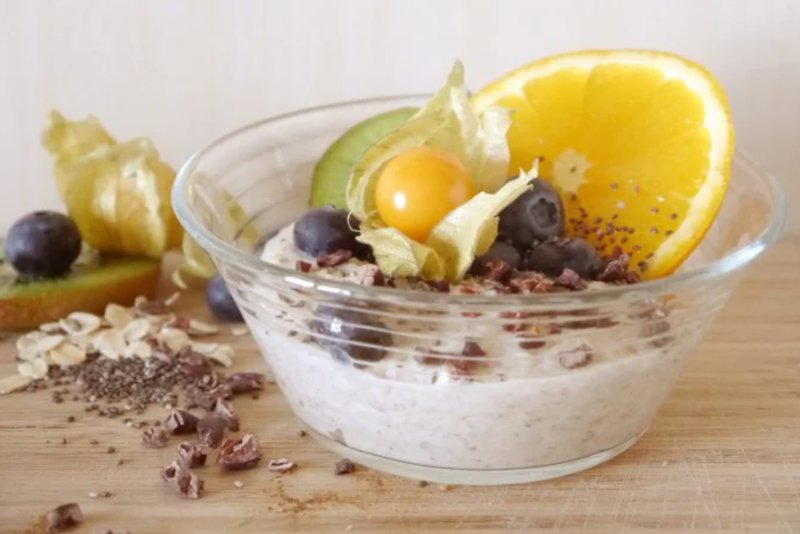 Lemony Yogurt Chia Pudding